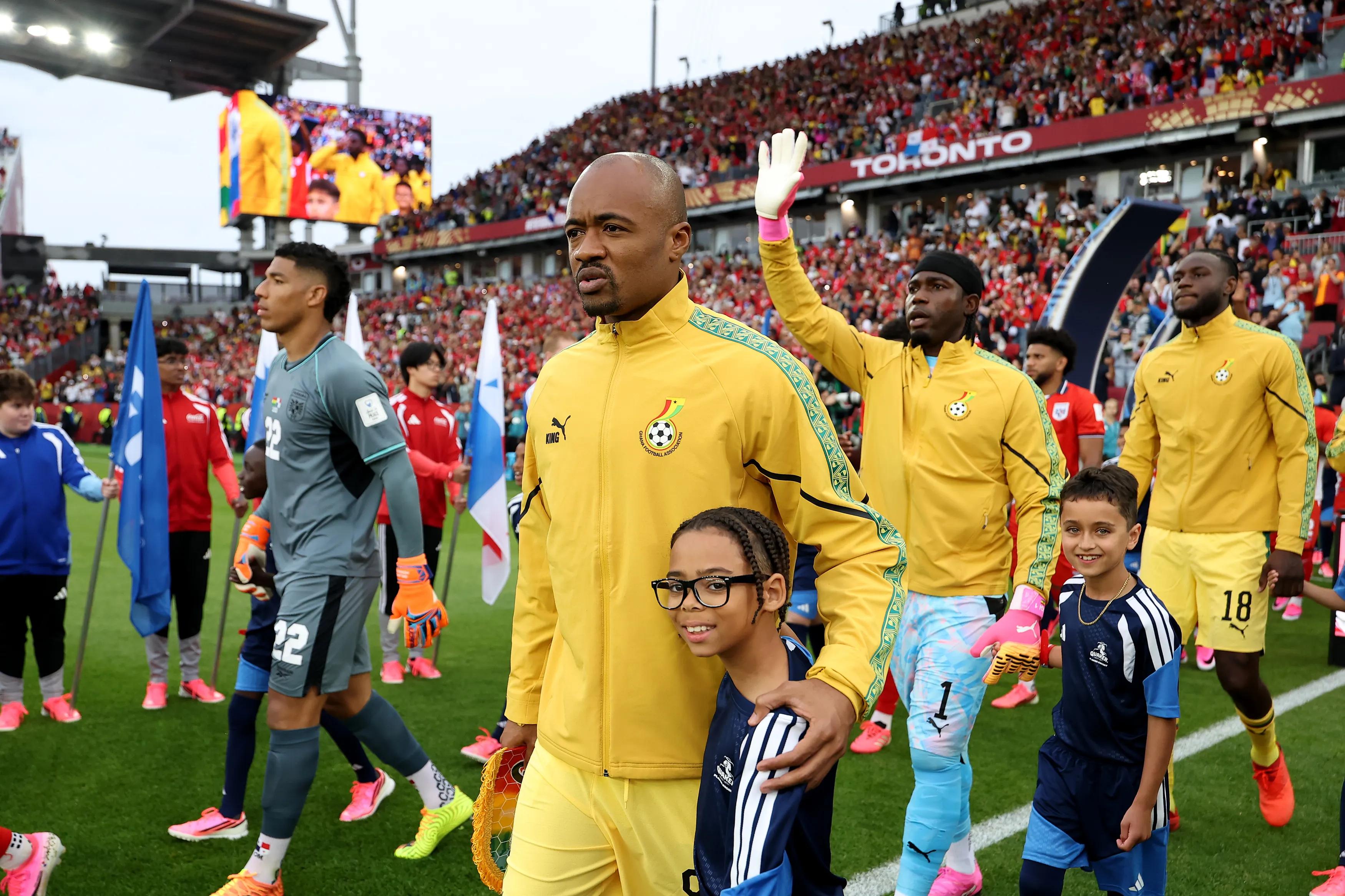 Outlook·The Faces of Decisive Matchday (Human Emotion vs the Camera Lens)